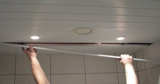 Демонтаж реечных потолков в Малоярославце - цена за м2 от 477 рублей - Сварной-Млр