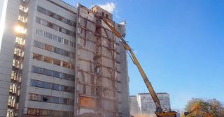 Демонтаж многоэтажного дома Малоярославец, цена от 3762 руб.
