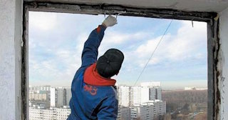 Демонтаж остекления балкона в Малоярославце - цена от 583 руб. - Сварной-Млр